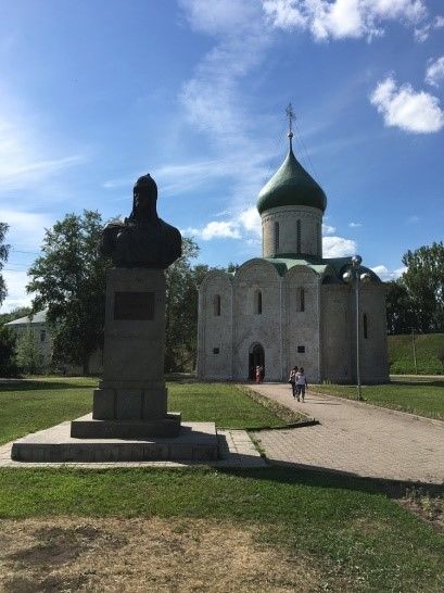 9-Rus02-GoldenRing07