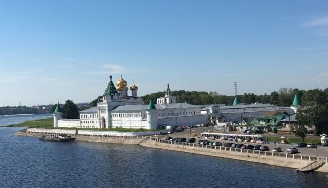 9-Rus02-GoldenRing21